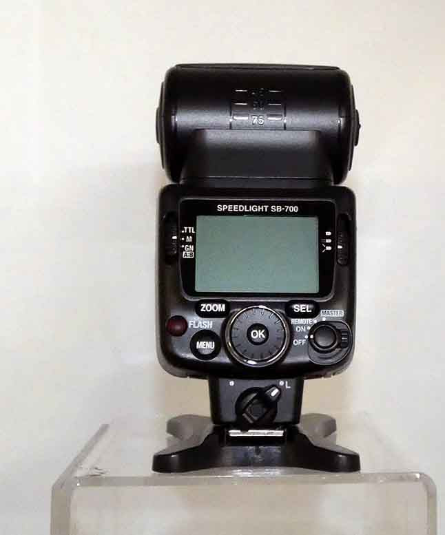 Nikon SB-700 Flashgun CB11151